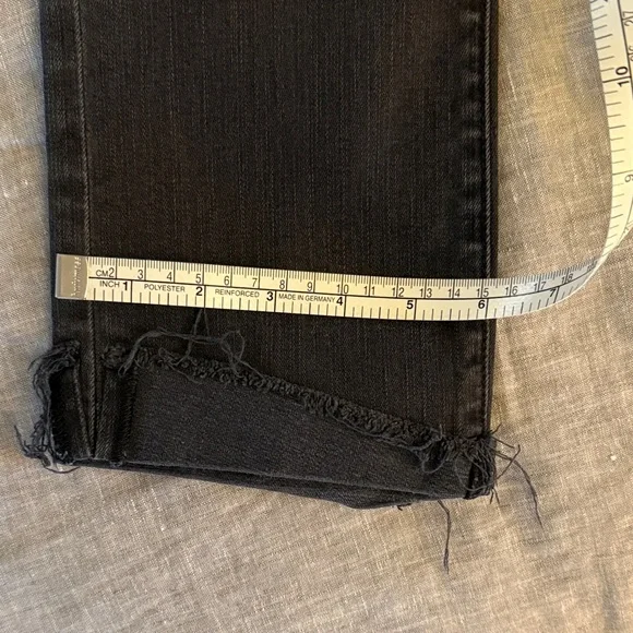 MOTHER Rascal Ankle Slit Flip Black Ankle Jeans - Picture 7 of 10